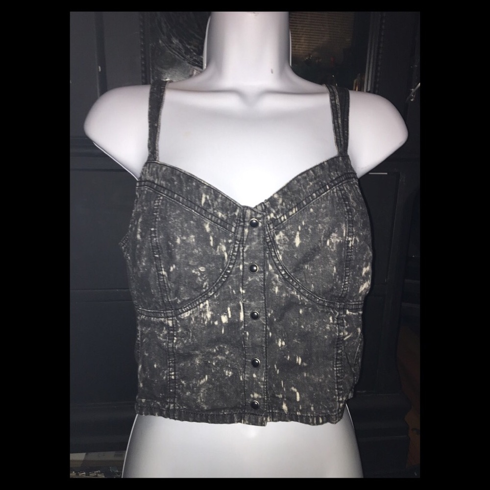 **SOLD**Distressed Button Crop Top